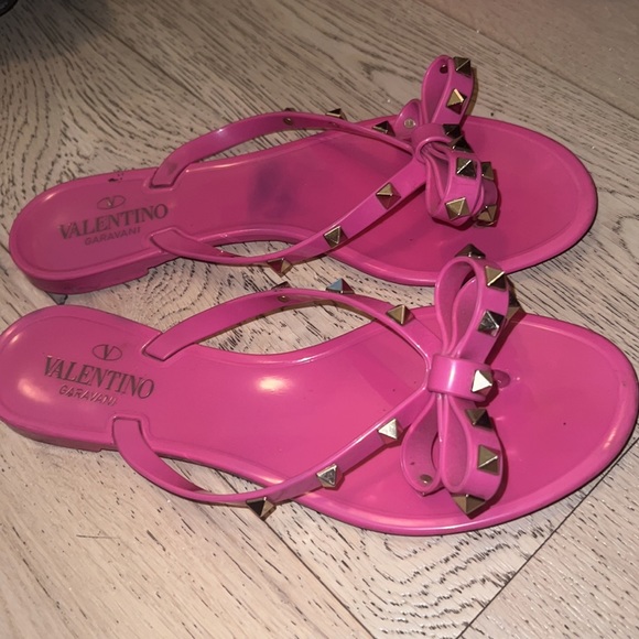 Valentino Garavani rockstud rubber thong - Picture 2 of 4